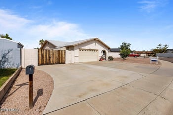 17834 41st Dr, Glendale, AZ 85308