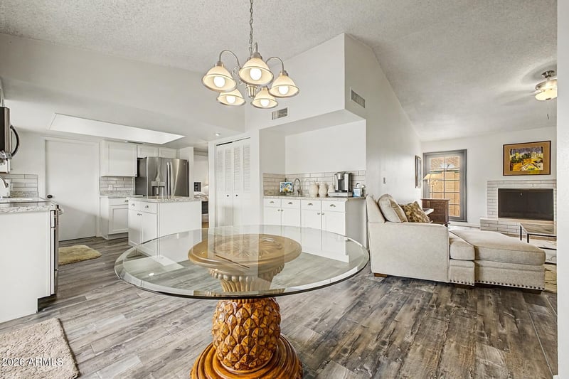 17837 45th Ave, Glendale, AZ 85308