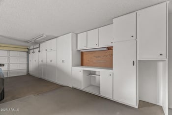 17841 Willowbrook Dr, Sun, AZ 85373