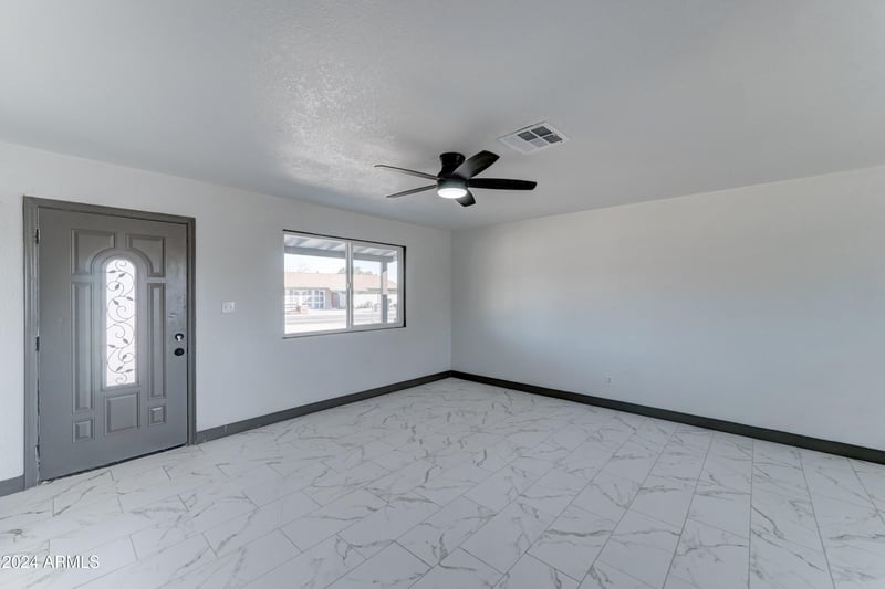 17842 43rd St, Phoenix, AZ 85032