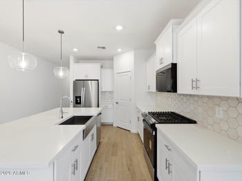 17842 Washington St, Goodyear, AZ 85338