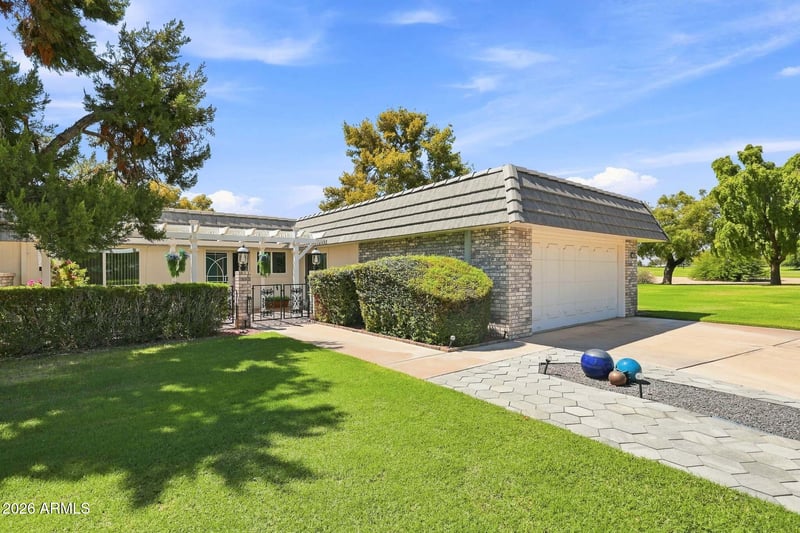 17844 N 102nd Dr, Sun City, AZ 85373