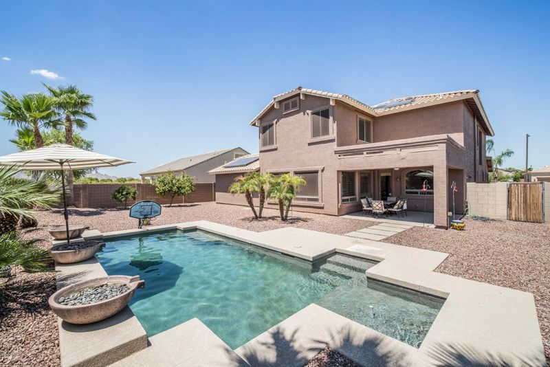17845 W Dreyfus St, Surprise, AZ 85388