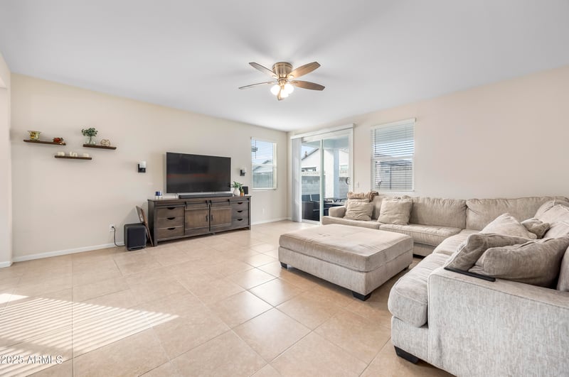 17846 Country Club Ter, Surprise, AZ 85387