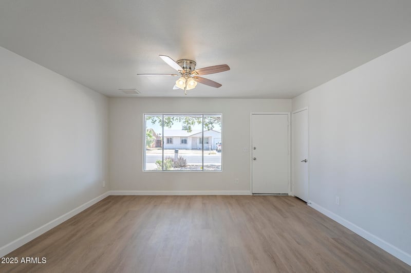 17848 34th Ln, Phoenix, AZ 85053