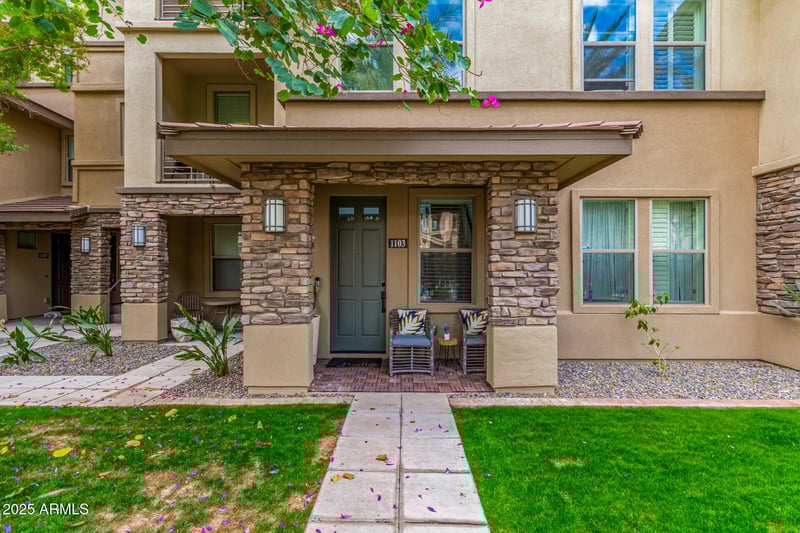 17850 68th St #1103, Phoenix, AZ 85054
