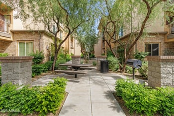 17850 68th St #2088, Phoenix, AZ 85054