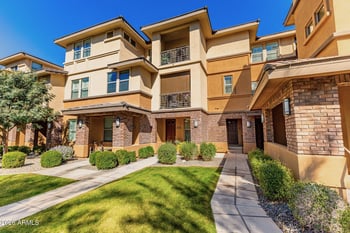 17850 68th St #1113, Phoenix, AZ 85054