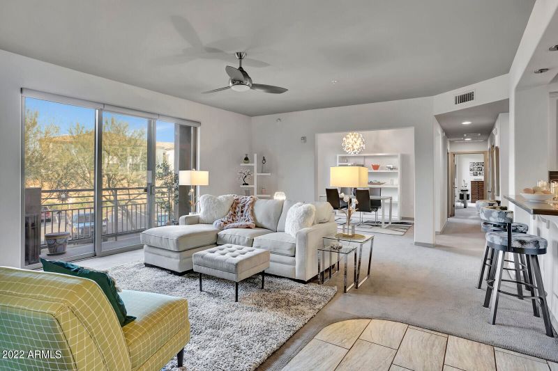17850 N 68th St #2118, Phoenix, AZ 85054