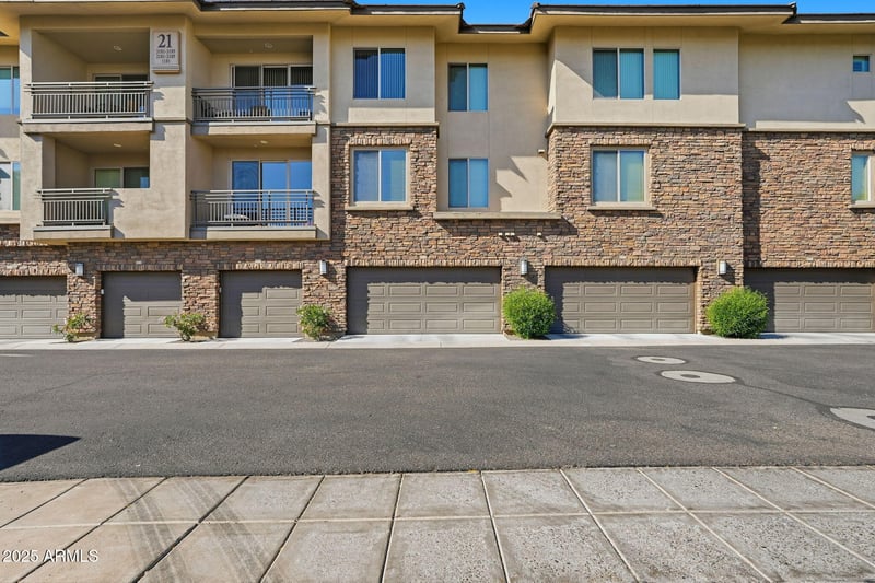 17850 N 68th St #2181, Phoenix, AZ 85054