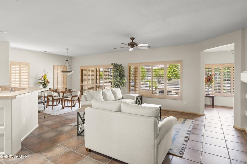 17850 N Navarro Ct, Surprise, AZ 85374