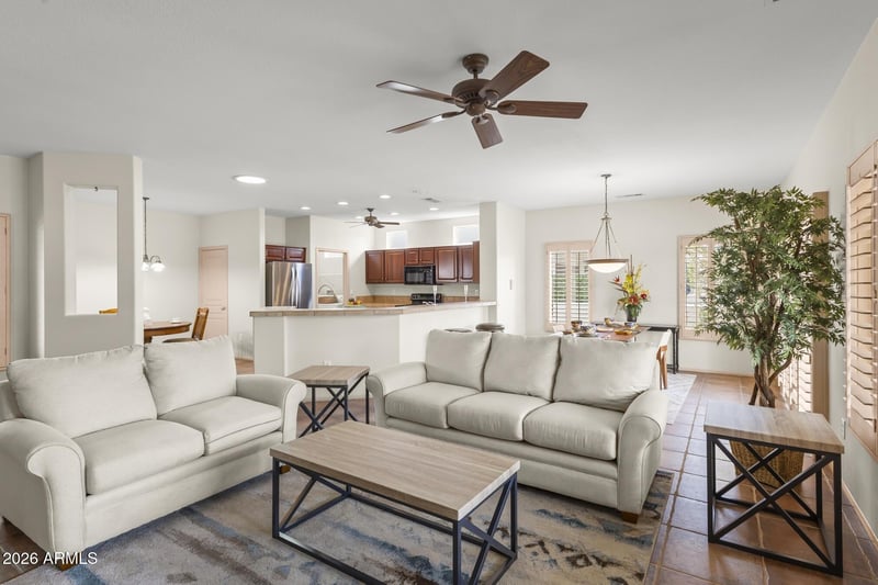 17850 N Navarro Ct, Surprise, AZ 85374