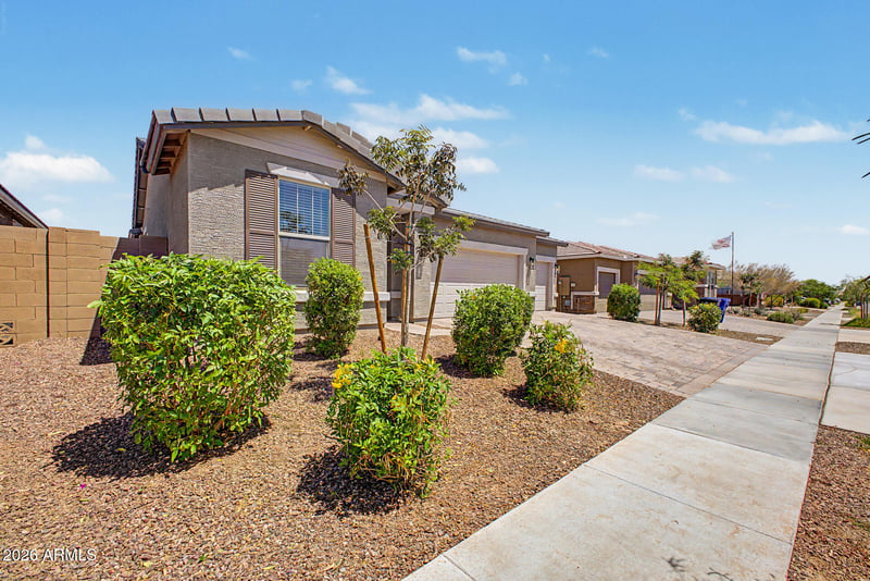 17850 Running Deer Trl, Surprise, AZ 85387