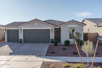 17851 Red Fox Rd, Surprise, AZ 85387