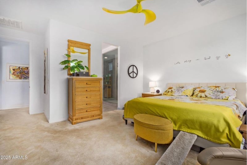 17862 Hedgehog Pl, Surprise, AZ 85387