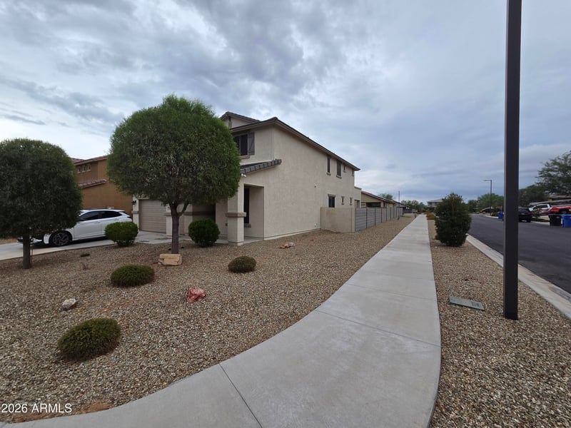 17867 W Jessie Ln, Surprise, AZ 85387