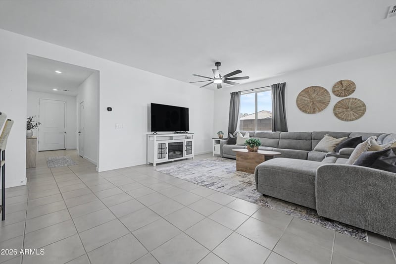 17870 Gambit Trl, Surprise, AZ 85387