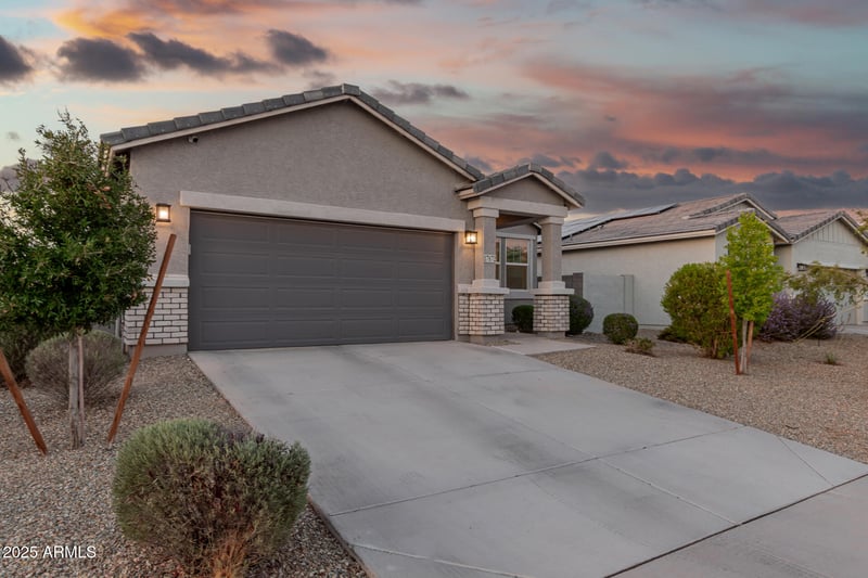 17872 Country Club Ter, Surprise, AZ 85387