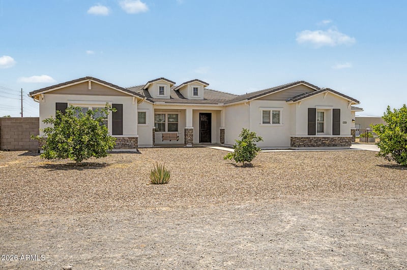 1789 Lobo St, San Tan Valley, AZ 85140