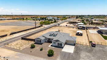 1789 Lobo St, San Tan Valley, AZ 85140