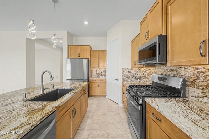 17895 Brookwood Dr, Goodyear, AZ 85338