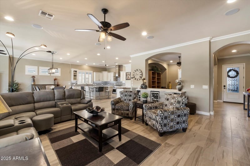 179 Camellia Way, Queen Creek, AZ 85140