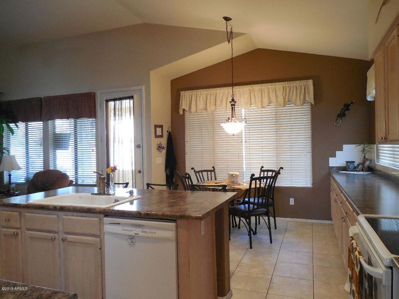 1790 W Hawk Way, Chandler, AZ 85286