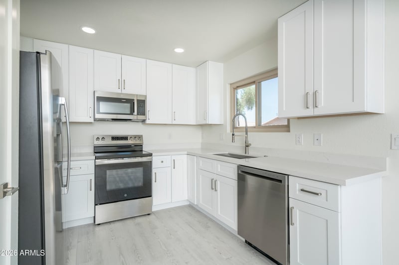 17901 Lupine Trl, Surprise, AZ 85374