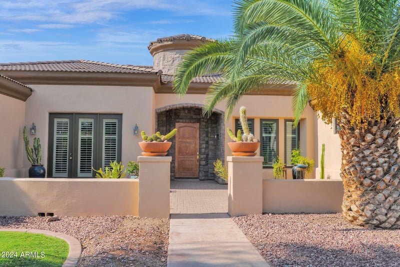 17903 Solano Dr, Litchfield Park, AZ 85340
