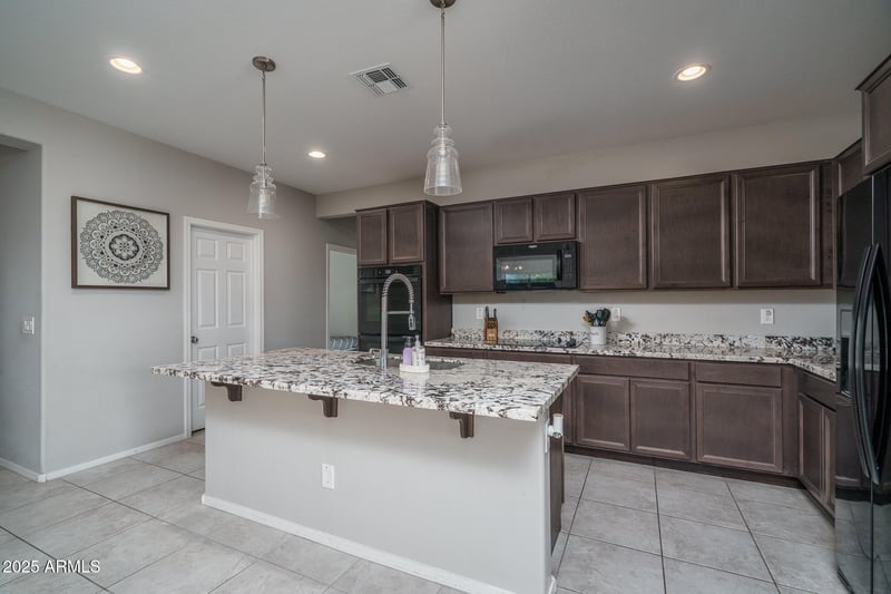 17906 Via Del Sol --, Surprise, AZ 85387