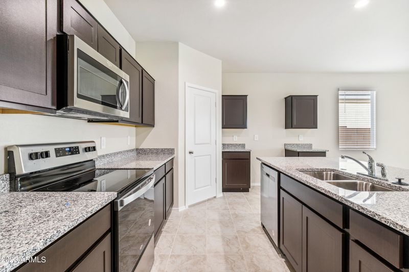 1791 W Sombra Ave, Apache Junction, AZ 85120
