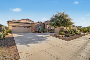 17913 W Redwood Ln, Goodyear, AZ 85338