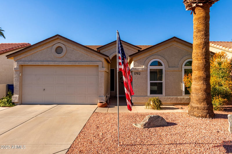 1792 E Palm Beach Dr, Chandler, AZ 85249