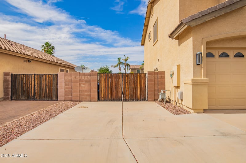 1792 Powell Way, Chandler, AZ 85249