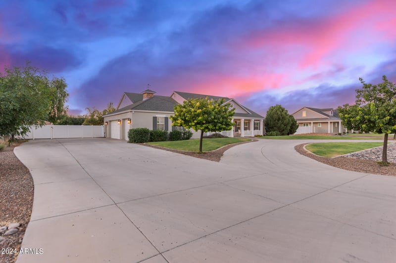 17920 E Sanoque Blvd, Gilbert, AZ 85298