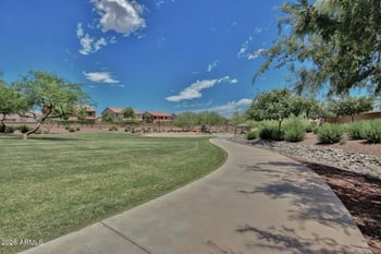 17922 W Lawrence Ln W, Waddell, AZ 85355