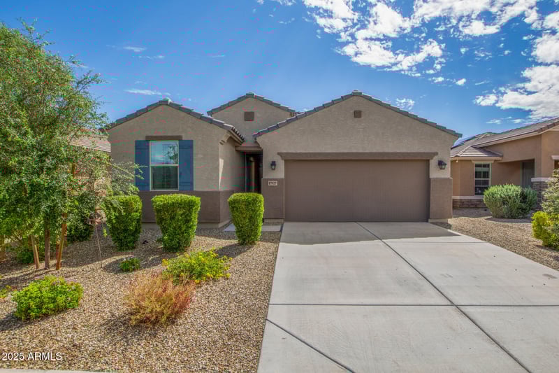 17927 Monte Lindo Ln, Surprise, AZ 85387