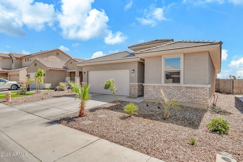 1793 215th Dr, Buckeye, AZ 85326