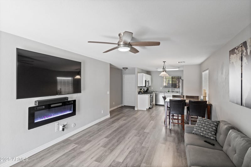 1793 Denim Trl, San Tan Valley, AZ 85143