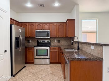 1794 Sawtooth Way, San Tan Valley, AZ 85144