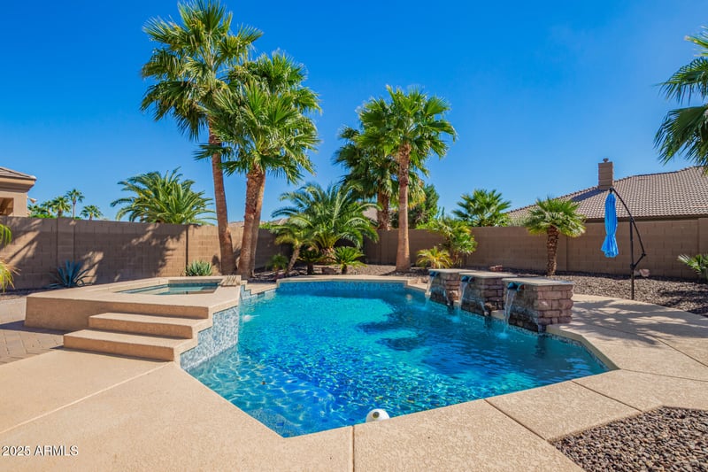17943 Solano Dr, Litchfield Park, AZ 85340