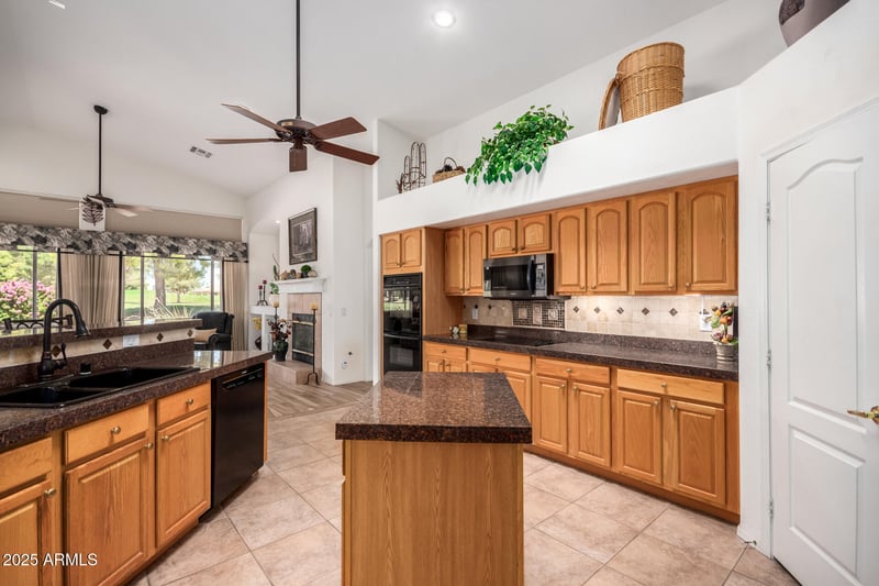 17948 Encanto Dr, Surprise, AZ 85374