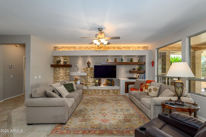17949 Tierra Del Sol Dr, Surprise, AZ 85387