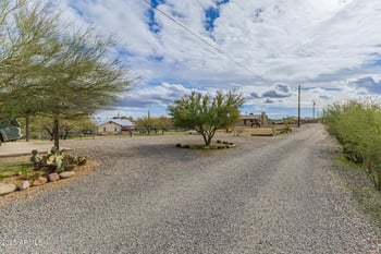 1795 Vista Dr, Wickenburg, AZ 85390