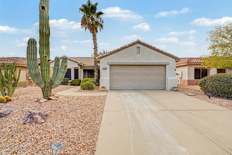 17950 N Somerset Dr, Surprise, AZ 85374