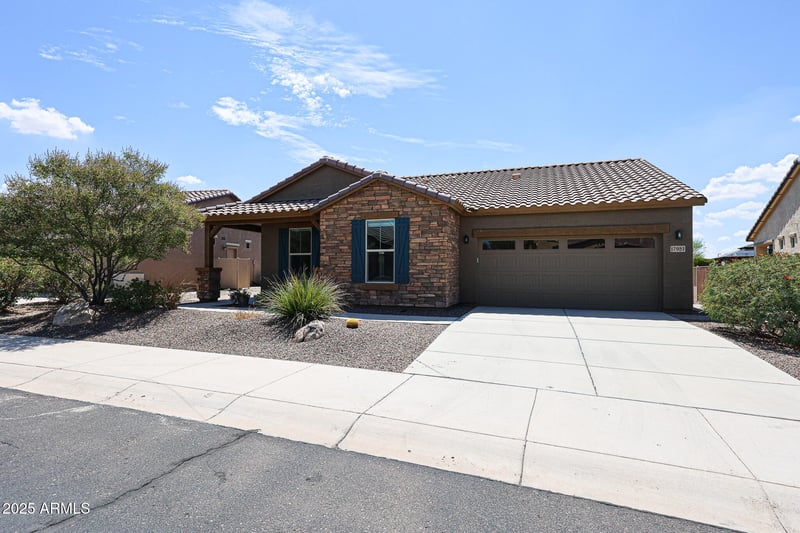 17951 Deer Creek Rd, Goodyear, AZ 85338