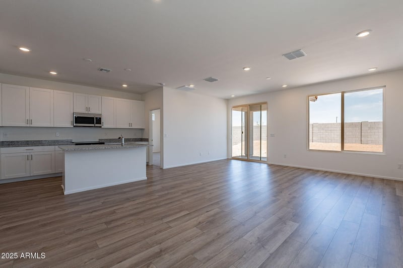 17954 Sand Hills Rd, Surprise, AZ 85387