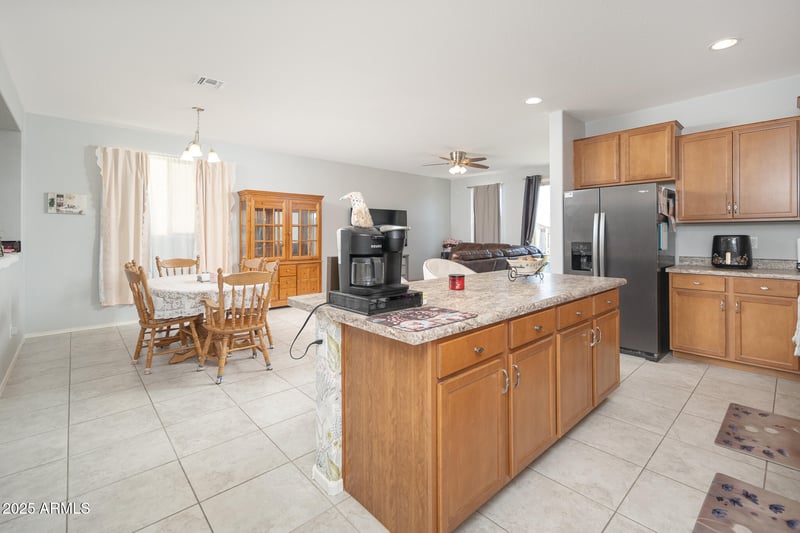 17961 Villa Hermosa Ln, Surprise, AZ 85387