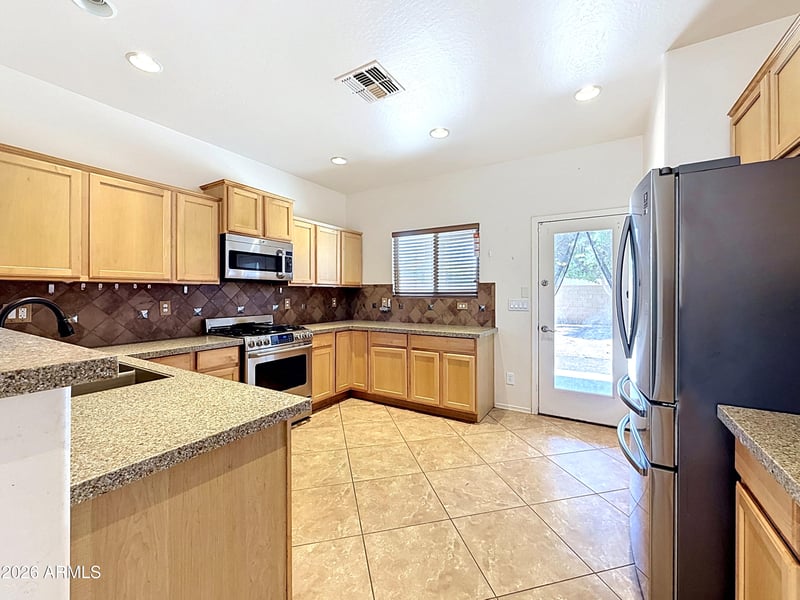 17961 W Lawrence Ln, Waddell, AZ 85355