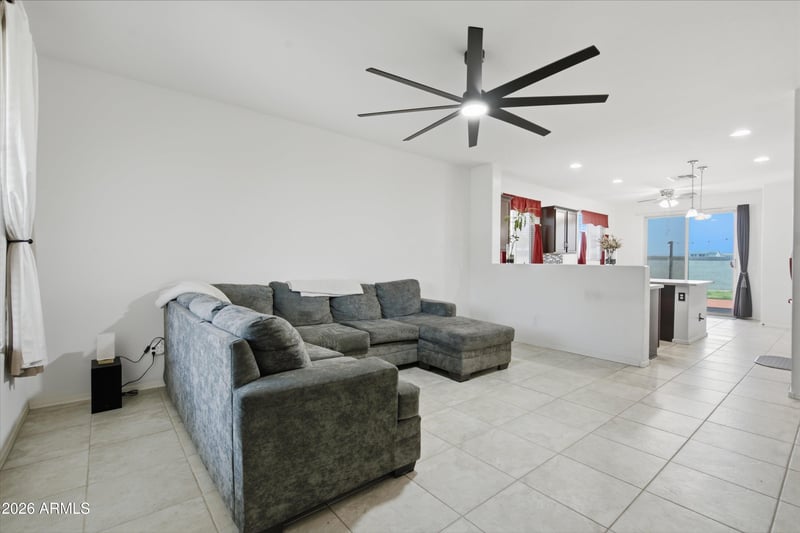 17970 Monte Lindo Ln, Surprise, AZ 85387